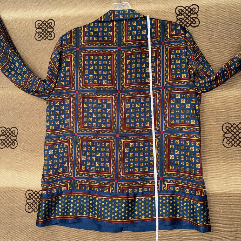 Zara Scarf Print Button Down Shirt Size M
Excellent Condition - Picture 16 of 16